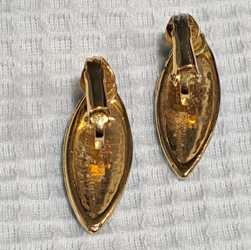 Vintage Earrings 9/1